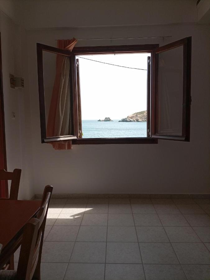 Anatoli Lygaria Apartments On The Beach リガリア エクステリア 写真