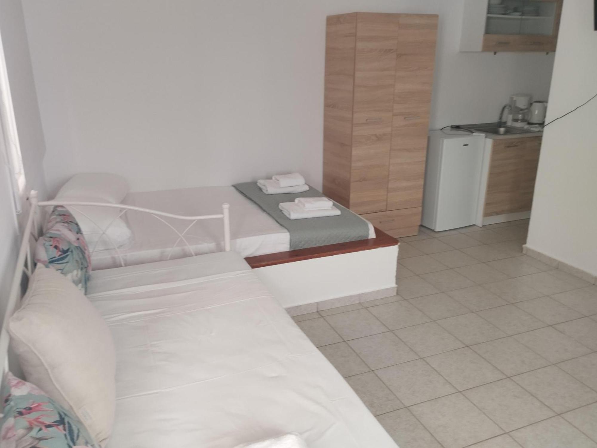 Anatoli Lygaria Apartments On The Beach リガリア エクステリア 写真
