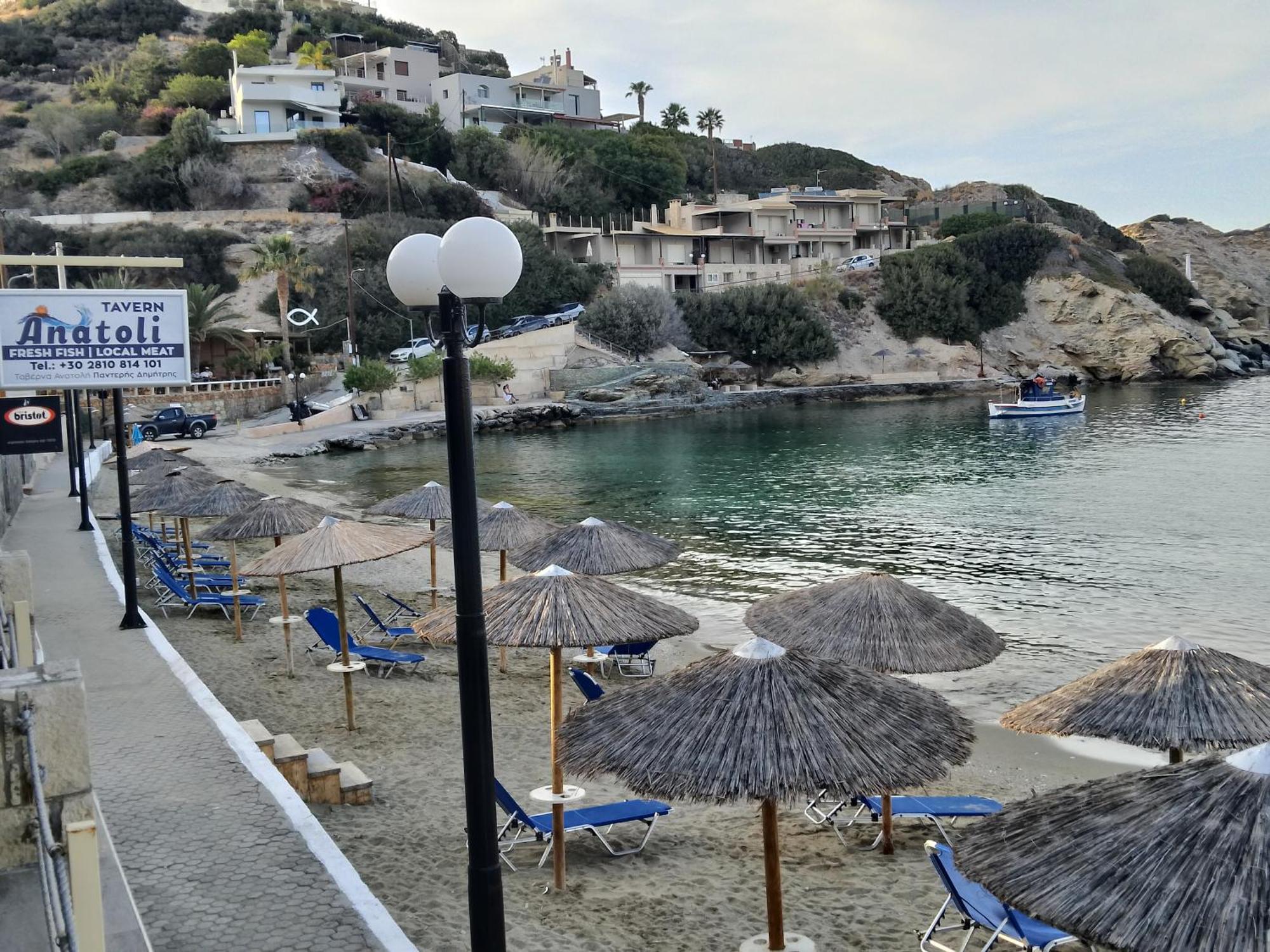 Anatoli Lygaria Apartments On The Beach リガリア エクステリア 写真